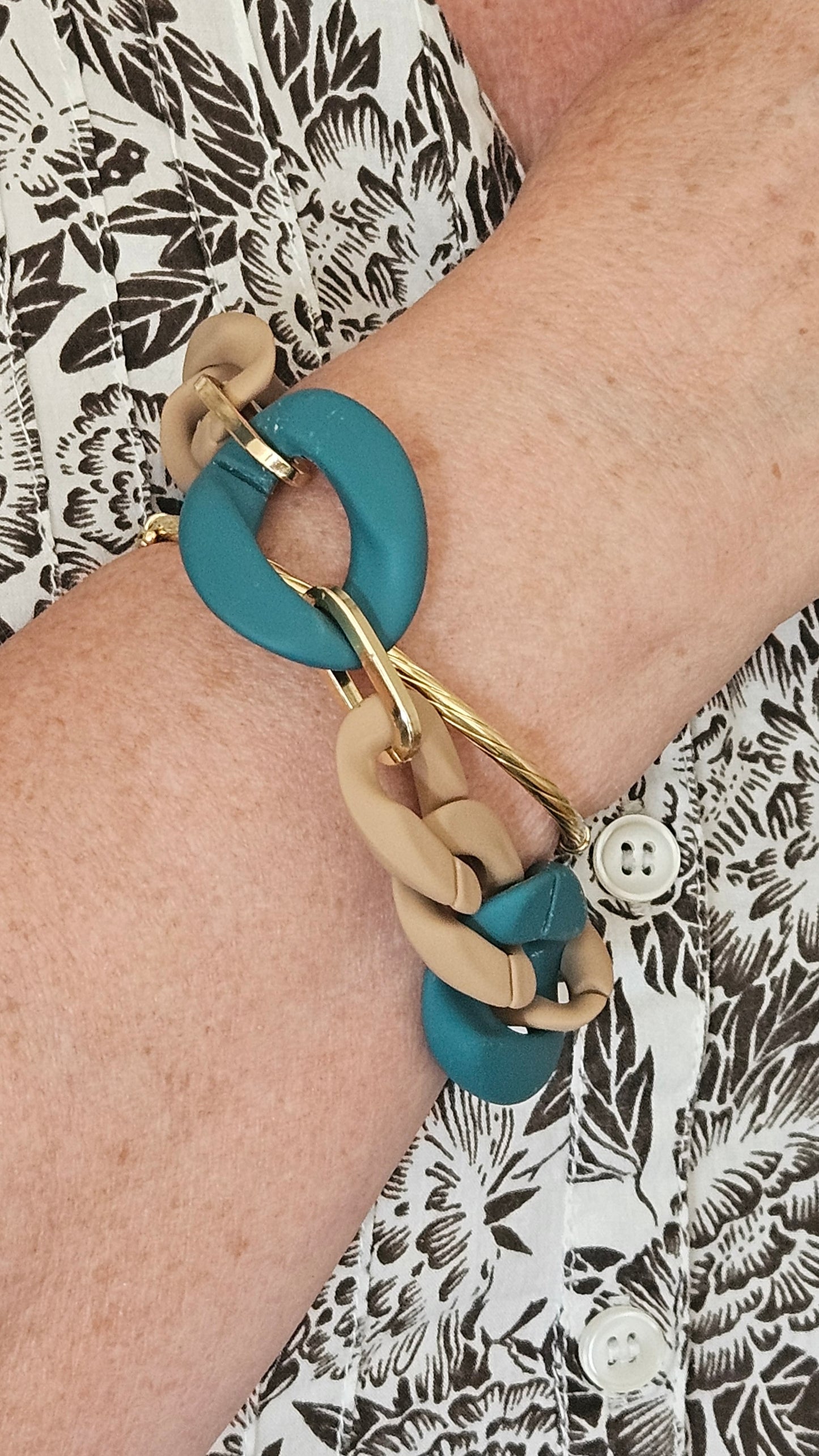 Bracelets maillons côté évasion